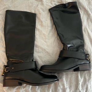Juicy Black Riding Boots